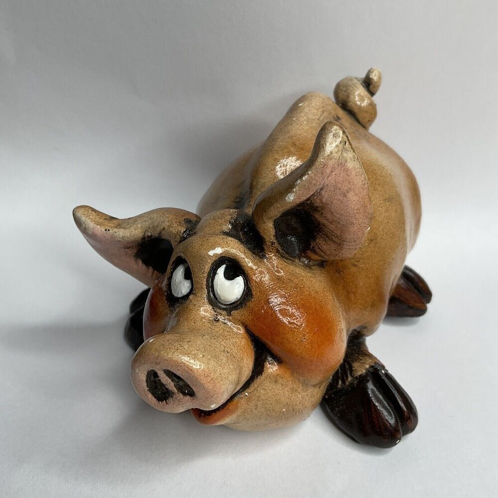 VTG 1996's John Raya Unisex Brown Beasties of the Kingdom Pig Figurine 2.5" X 5"